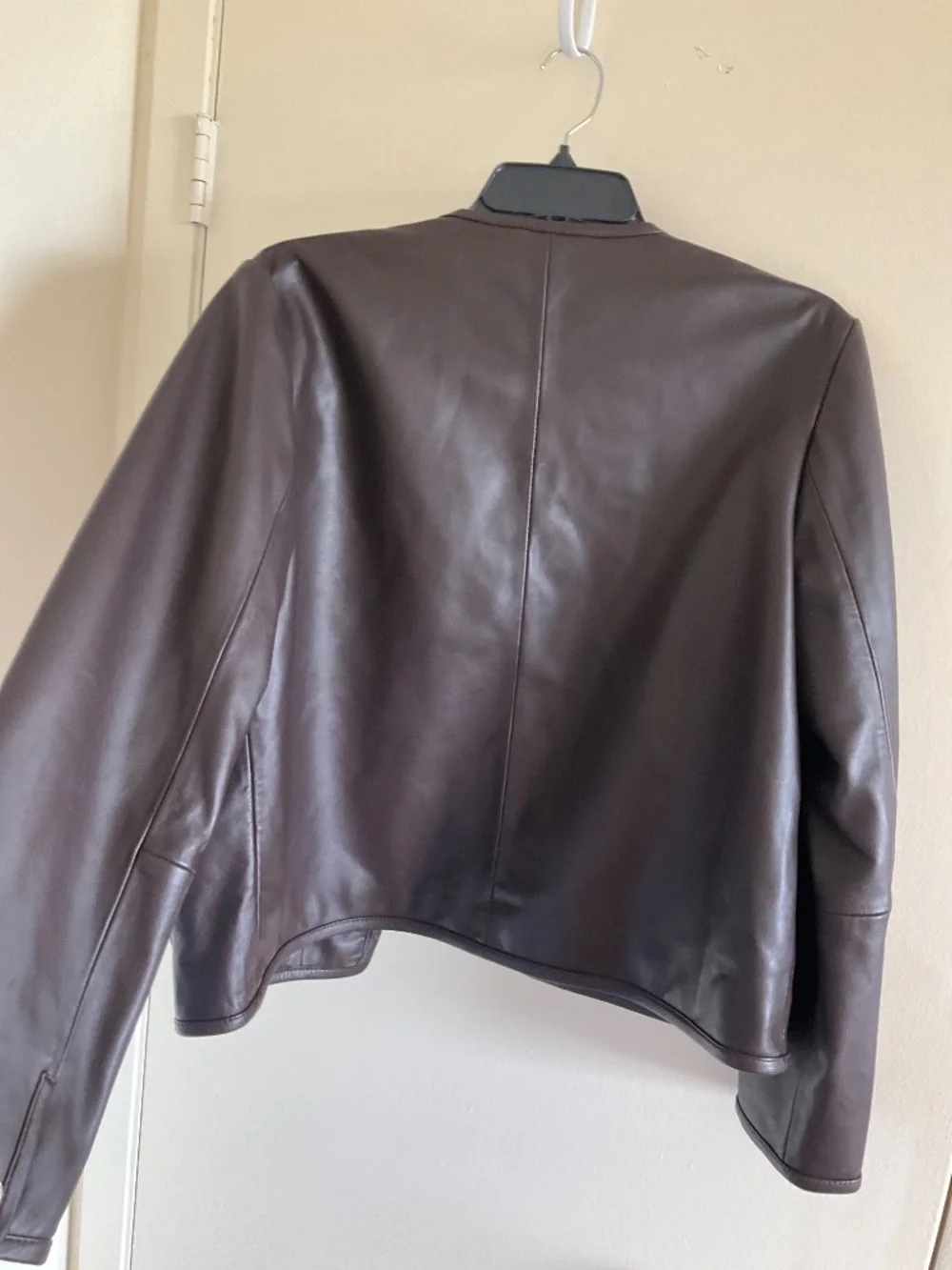 REISS  Gracie Cropped Leather Jacket